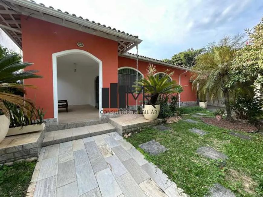 Casa em Condomínio - Linear / Residencial / Jacarepaguá
