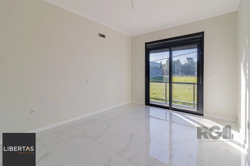 Casa com 108m2 privativos com duas belas suítes