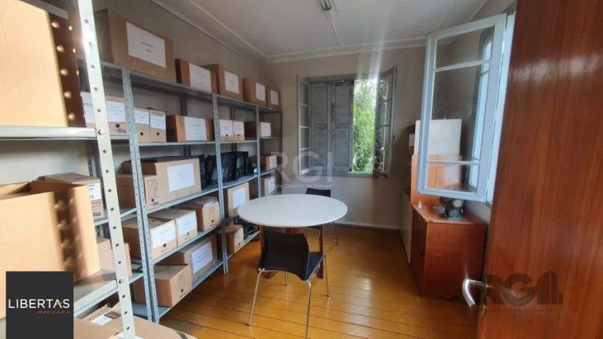CASA SOBRADO PARA ALUGAR NO BAIRRO PETRÓPOLIS