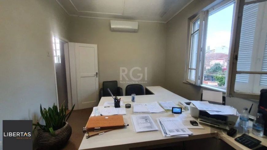 CASA SOBRADO PARA ALUGAR NO BAIRRO PETRÓPOLIS