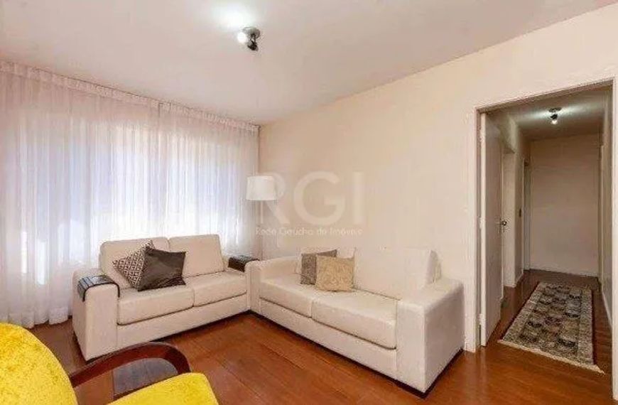 Apartamento para Venda - 97.84m², 3 dormitórios, sendo 1 suites, 1 vaga - Petrópolis