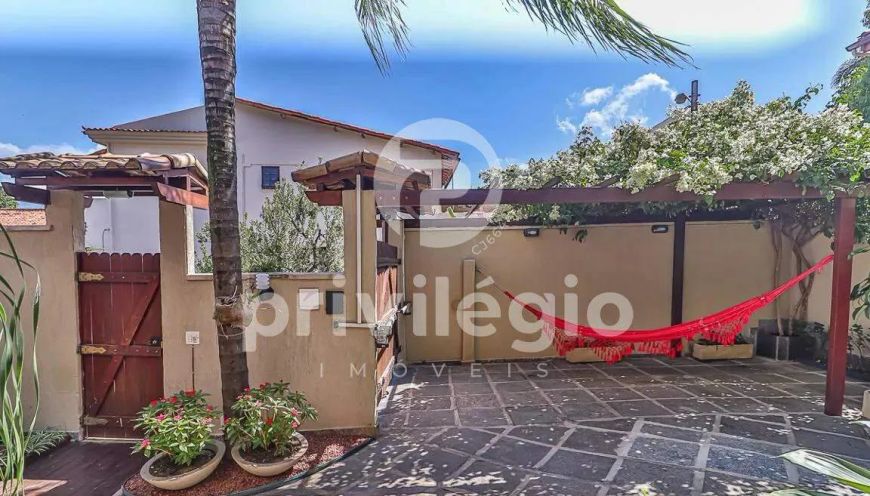 Casa Duplex à venda, 4 quartos, 1 suíte, 2 vagas, Tanque - RIO DE JANEIRO/RJ