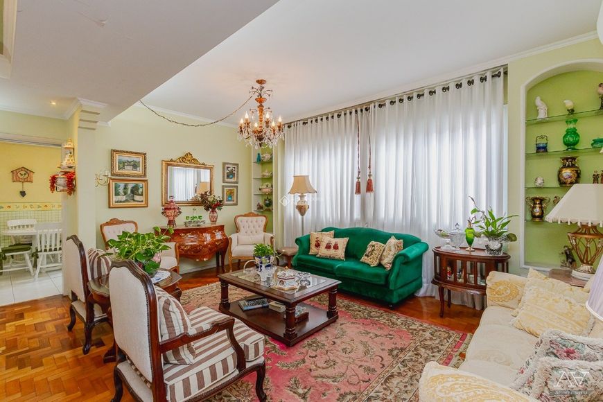 Apartamento para venda possui 120 metros quadrados com 3 quartos