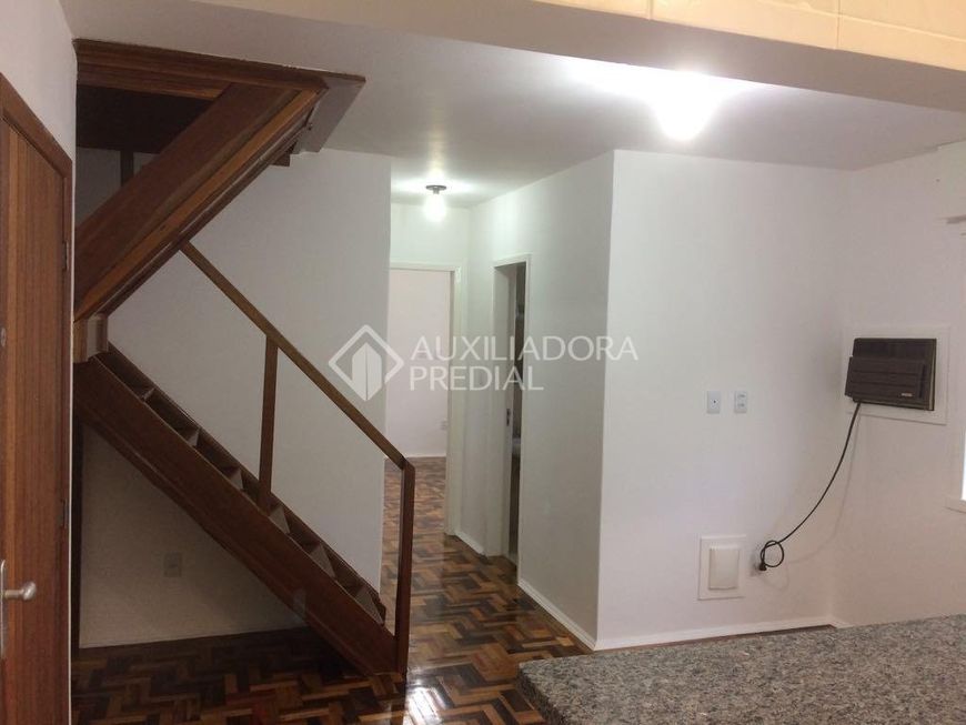 Cobertura à venda no Jardim Leopoldina com 68m² e 2 dormitórios/quartos disponíveis