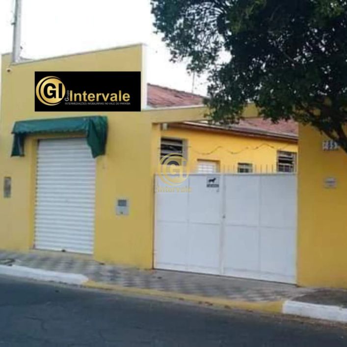 CASA À VENDA COM PONTO COMERCIAL - JARDIM SÃO JOSÉ - JACAREÍ