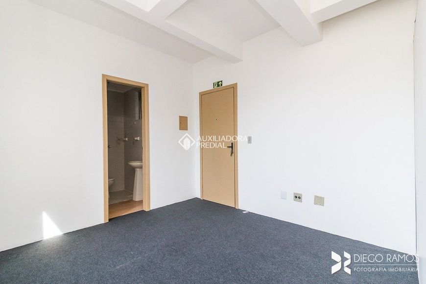 Comercial no bairro Passo da Areia