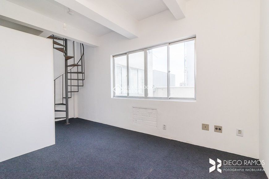 Comercial no bairro Passo da Areia