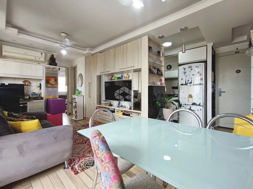 Apartamento 2 Dormitorios, 1 vaga de garagem no Bairro Humaita, Em Porto Alegre