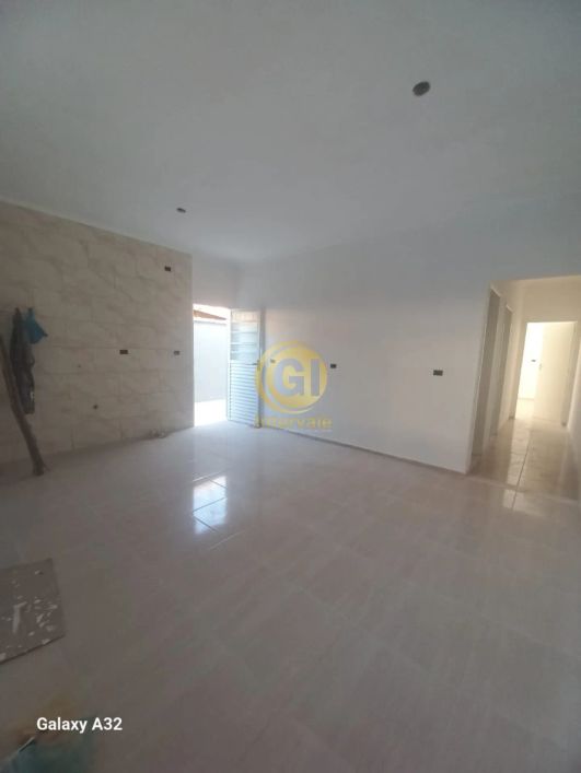 Casa Aconchegante no Parque dos Príncipes com Amplo Quintal e Ótima Localização