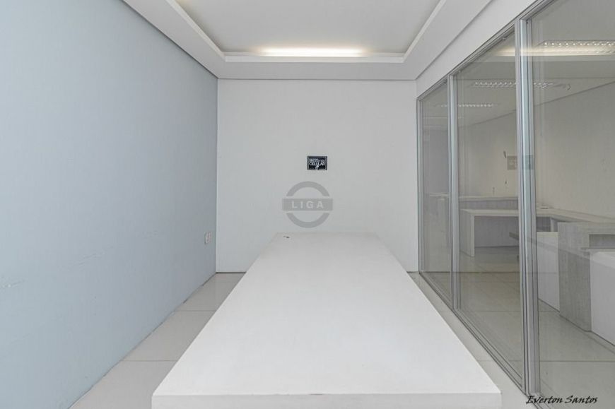 Loja para alugar de 153m² no bairro Rio Branco - Porto Alegre/RS