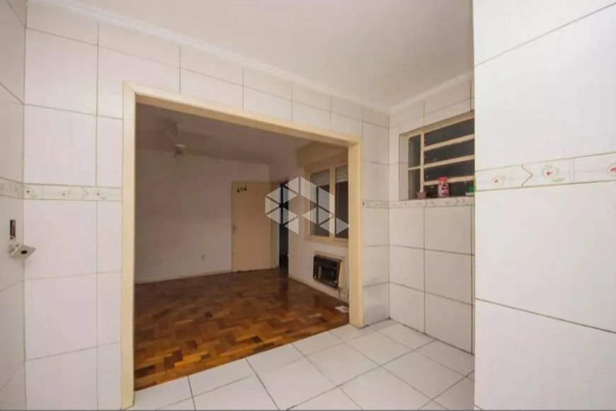 Apartamento de 2 dormitórios no bairro Humaitá, em Porto Alegre