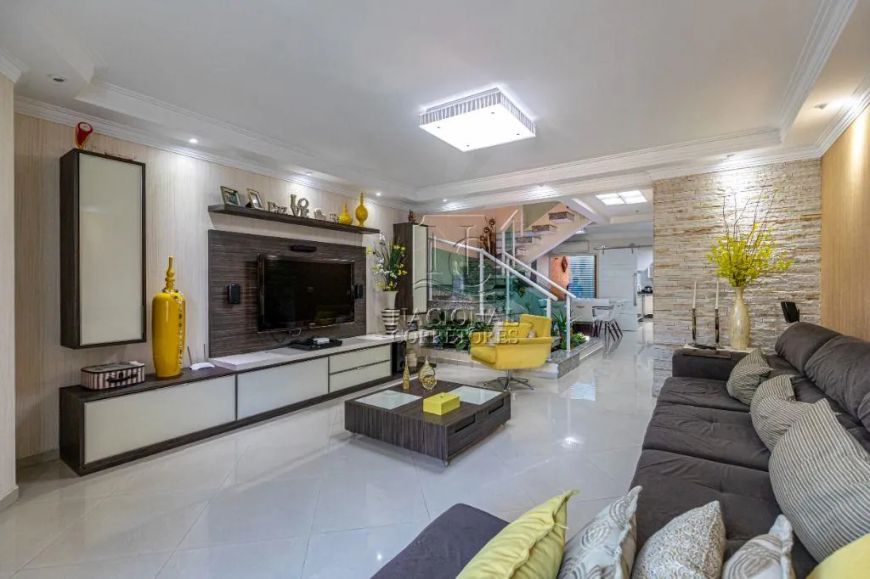 Sobrado com 3 dormitórios à venda, 298 m² por R$ 1.780.000,00 - Vila Assunção - Santo André/SP