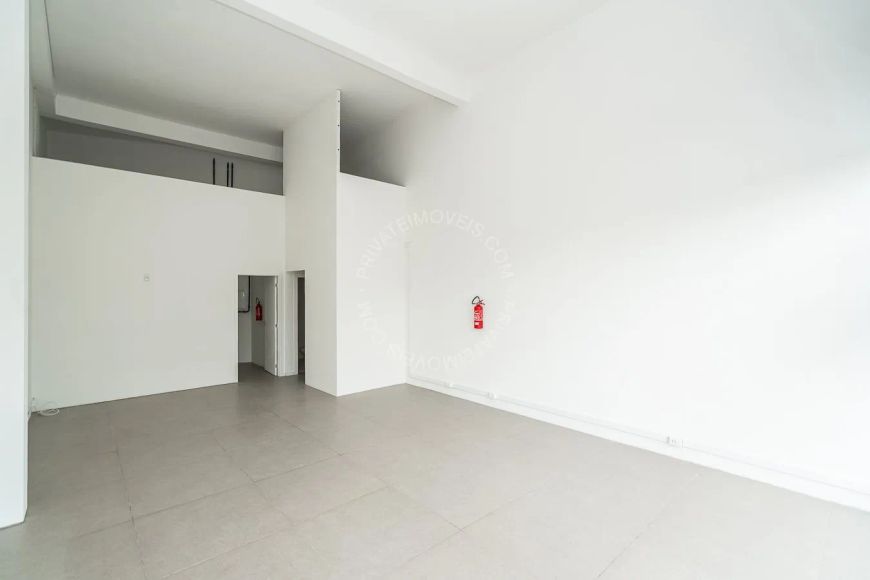 Loja para alugar com 69m² no Jardim do Salso