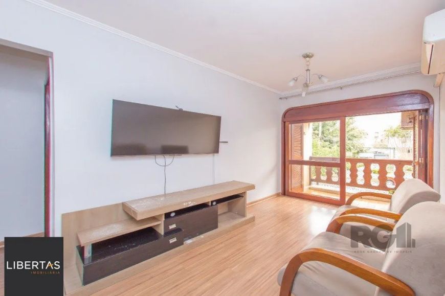 Apartamento 2 dormitórios e 2 banheiros no bairro Santa Cecília