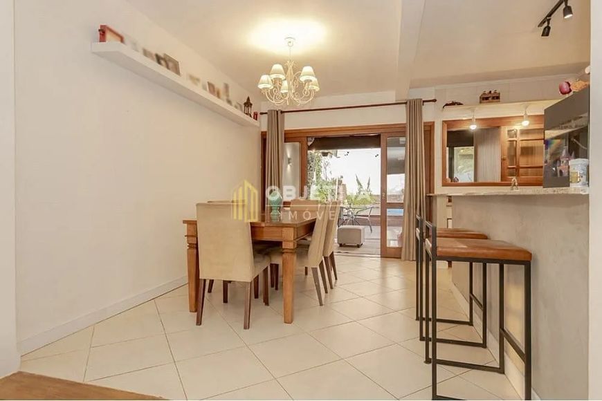 Casa à venda 3 Quartos 1 Suite 2 Vagas 187.09M² Espírito Santo Porto Alegre - RS