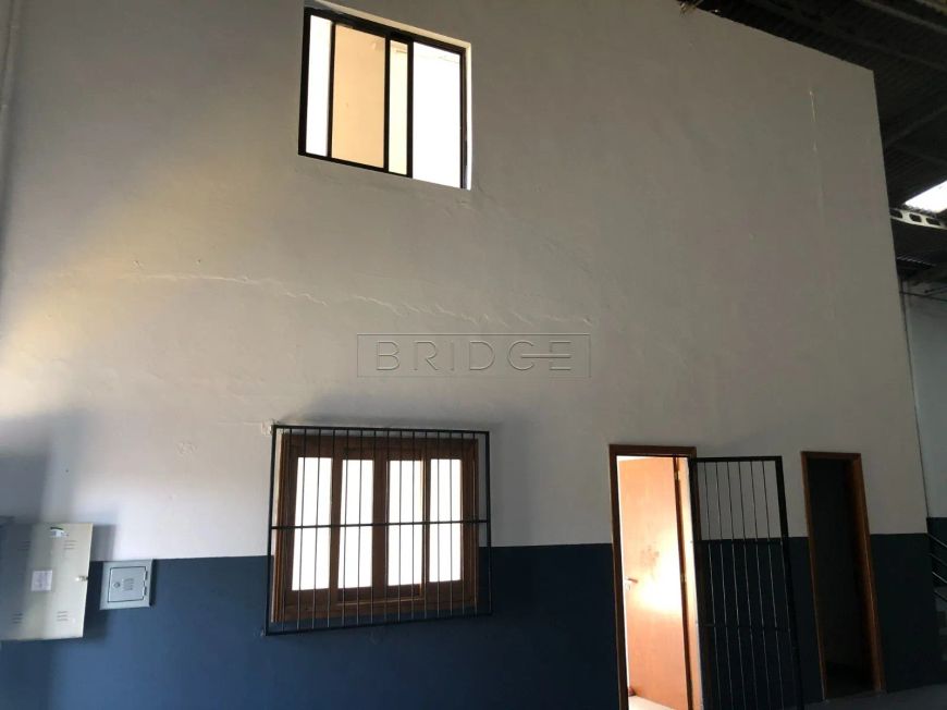 Pavilhão para alugar com 750m² no bairro Humaitá