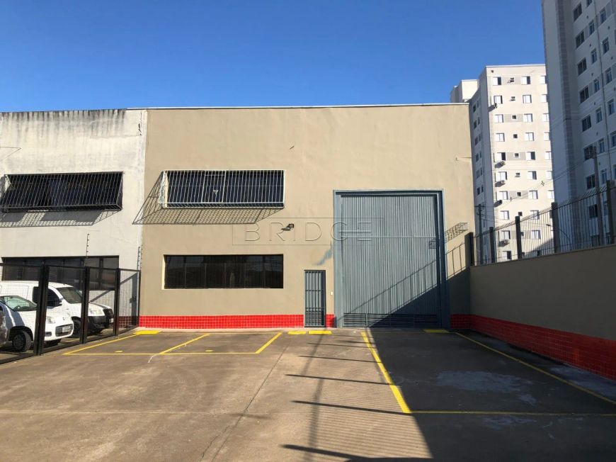 Pavilhão para alugar com 750m² no bairro Humaitá