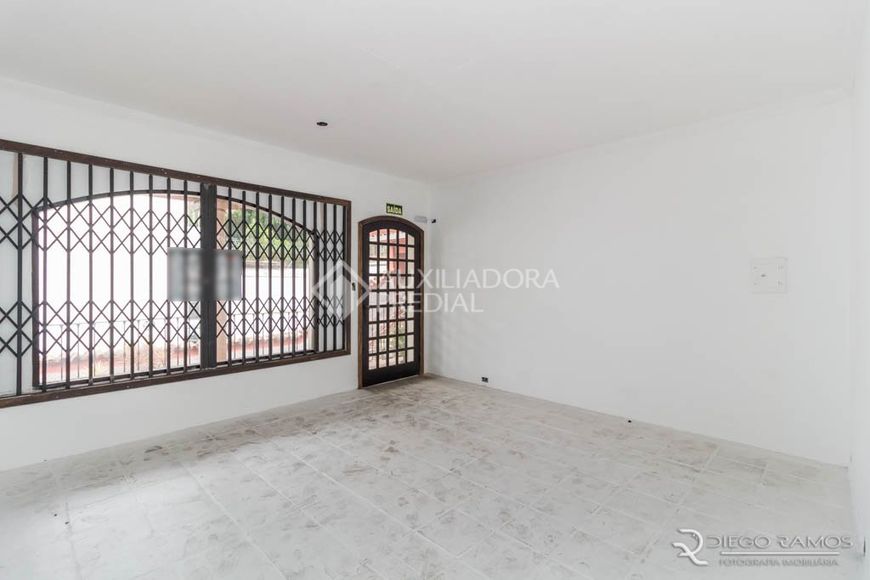Comercial no bairro Tristeza