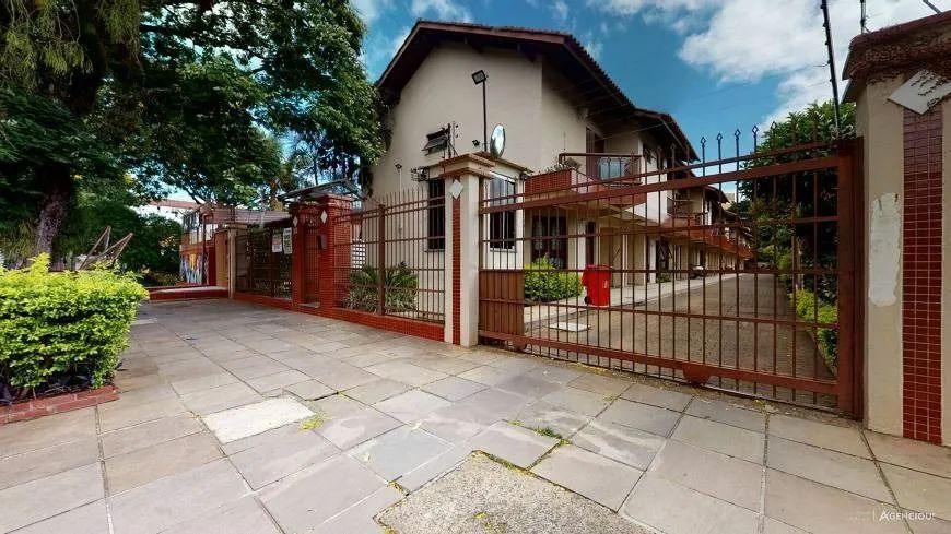 Casa de condomínio em Rua Dona Zulmira - Cavalhada - Porto Alegre/RS