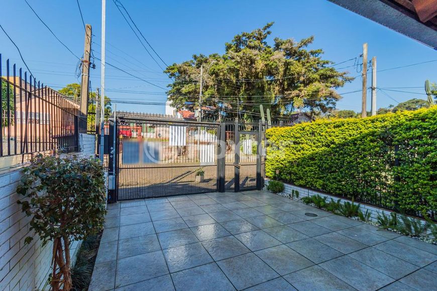 Casa à venda Rua Olécio Cavedini, Espírito Santo - Porto Alegre
