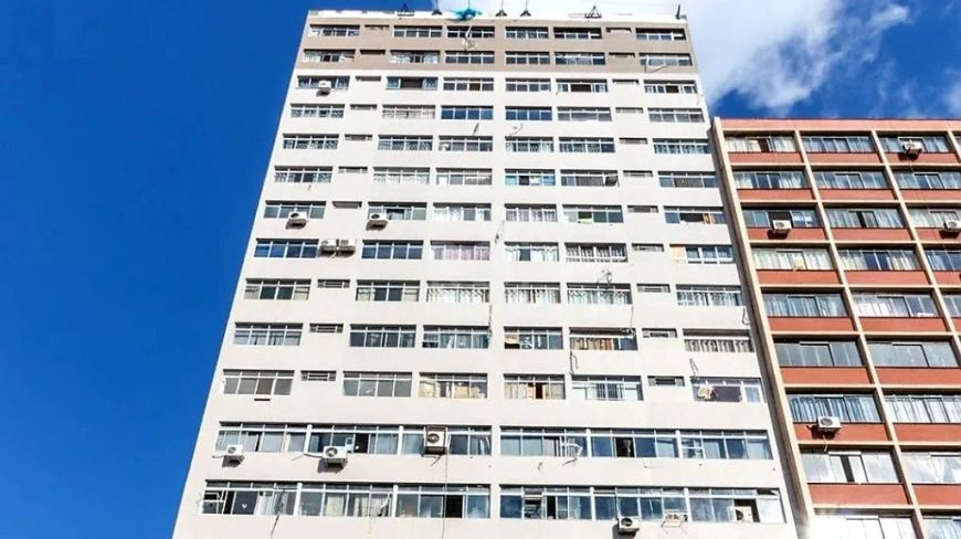APARTAMENTO 3 DORMITÓRIOS | CENTRO Apartamento 3 dormitórios, planta ampla com 81m² privativos, anda