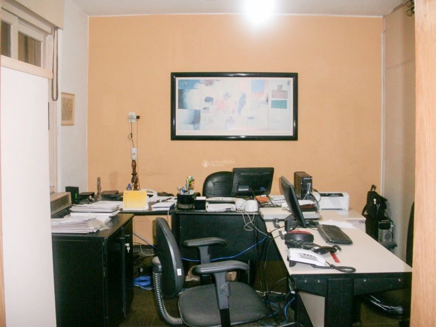 Auxiliadora Predial Vende Casa 5 Dormitórios bairro Santa Cecilia