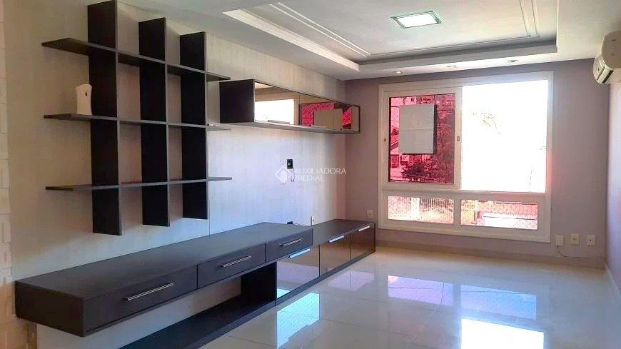 Apartamento de 03 ( três ) dormitórios no Passo da Areia
