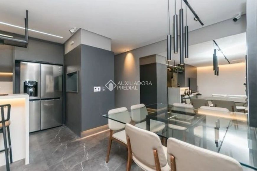 Imóvel para venda com 105 metros quadrados com 3 quartos em Passo da Areia - Porto Alegre - RS