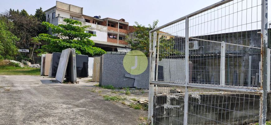 Excelente loja em ponto comercial privilegiado na Estrada do Mendanha em Campo Grande, Rio de Janeir