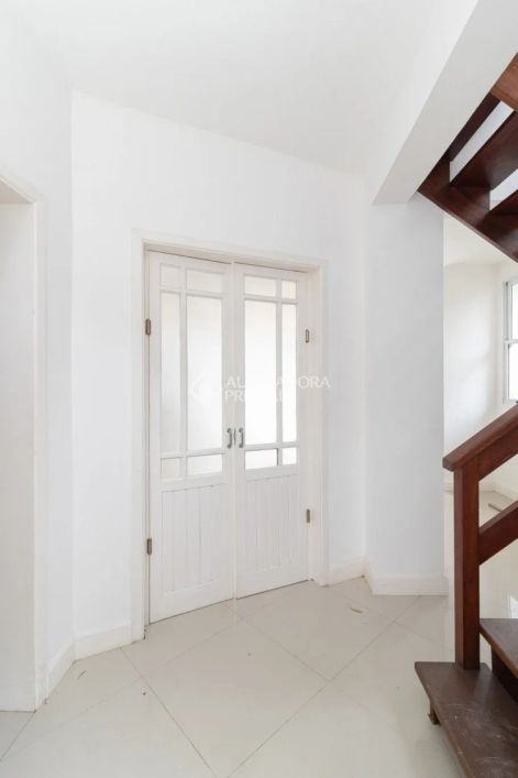 Casa com 3 Dormitórios