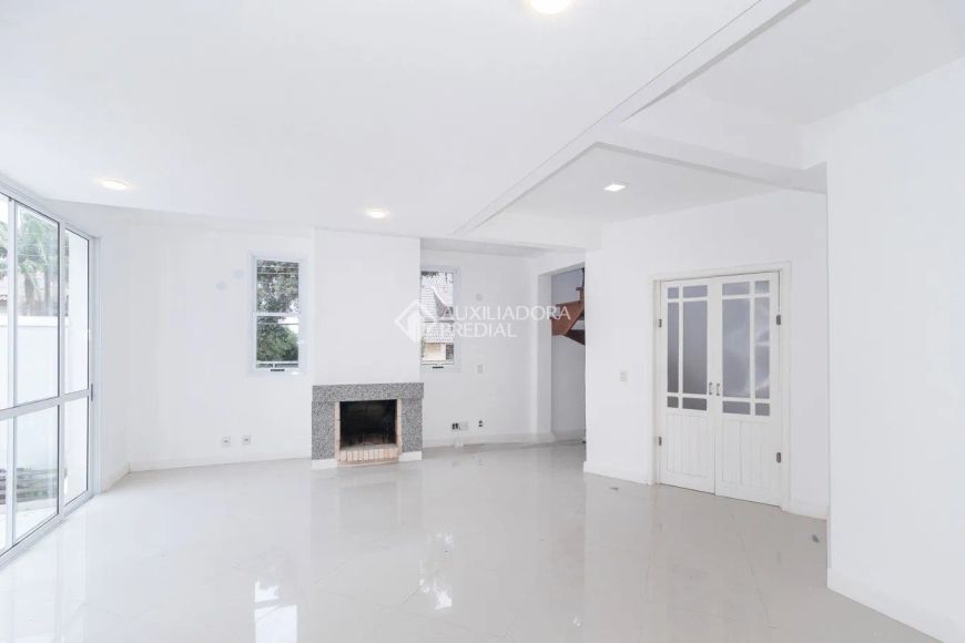 Casa com 3 Dormitórios