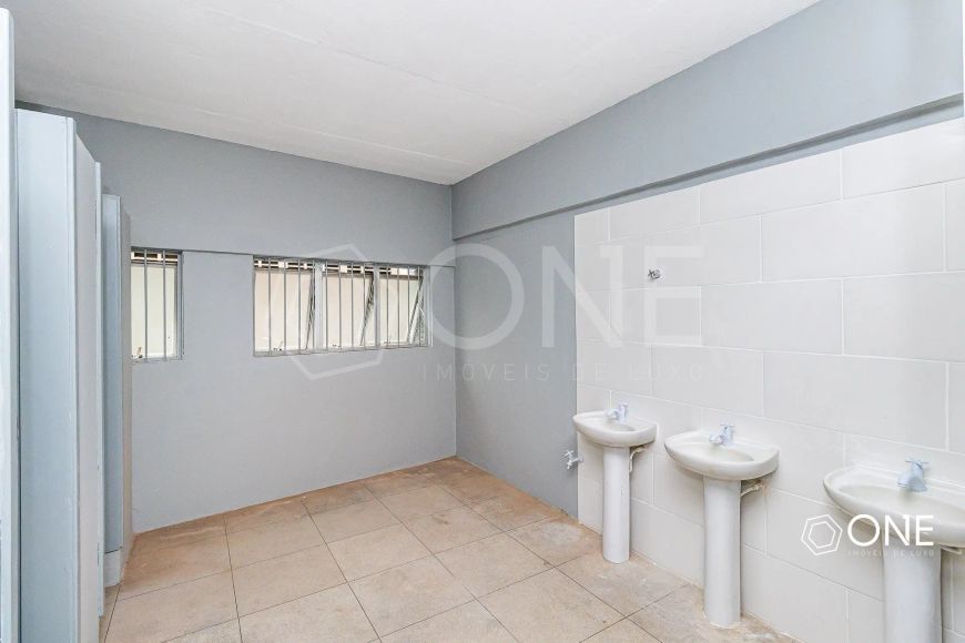 ONE24787 - Prédio comercial no bairro Centro Histórico
