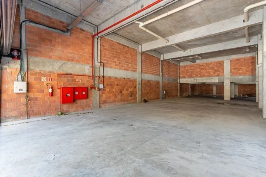 Ponto Comercial/Loja para Aluguel no Bairro Rio Branco com 304 m² de Área Útil