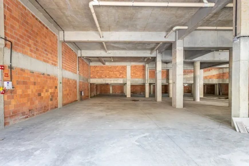 Ponto Comercial/Loja para Aluguel no Bairro Rio Branco com 304 m² de Área Útil