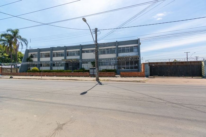 Pavilhão para Alugar no bairro Navegantes com 612m²