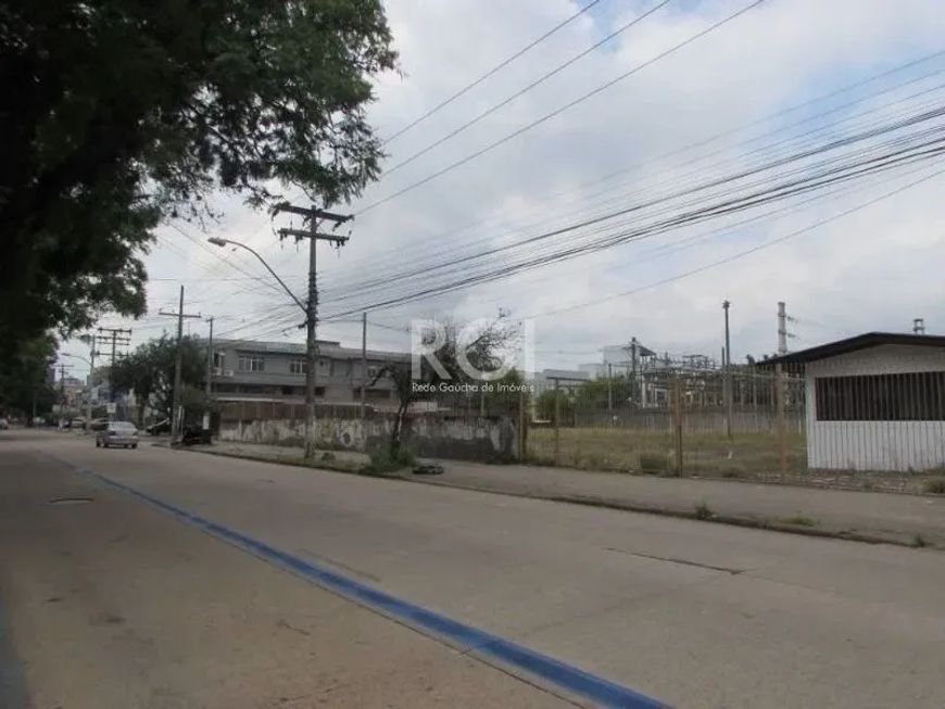 Excelente terreno para locação no bairro Navegantes, pavimentado, tamanho 34x50 - com 1.700m² de áre