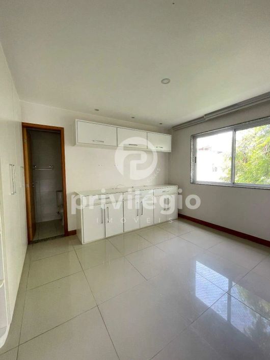 Apartamento à venda, 3 quartos, 1 suíte, 2 vagas, Recreio dos Bandeirantes - RIO DE JANEIRO/RJ
