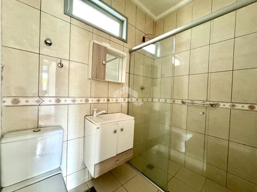 Apartamento 2 dormitórios, 2 banheiros, Santa Cecília, Porto Alegre.