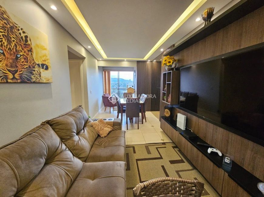 Lindo apartamento decorado e mobiliado de 2 dormitórios, vaga e infra na ZN