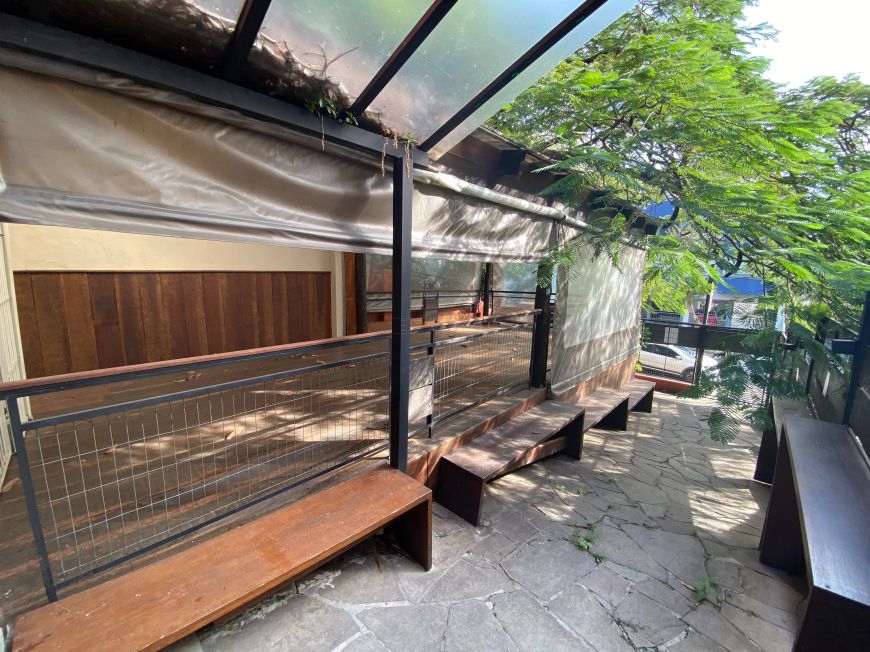 Casa Comercial Mont Serrat ideal para restaurante