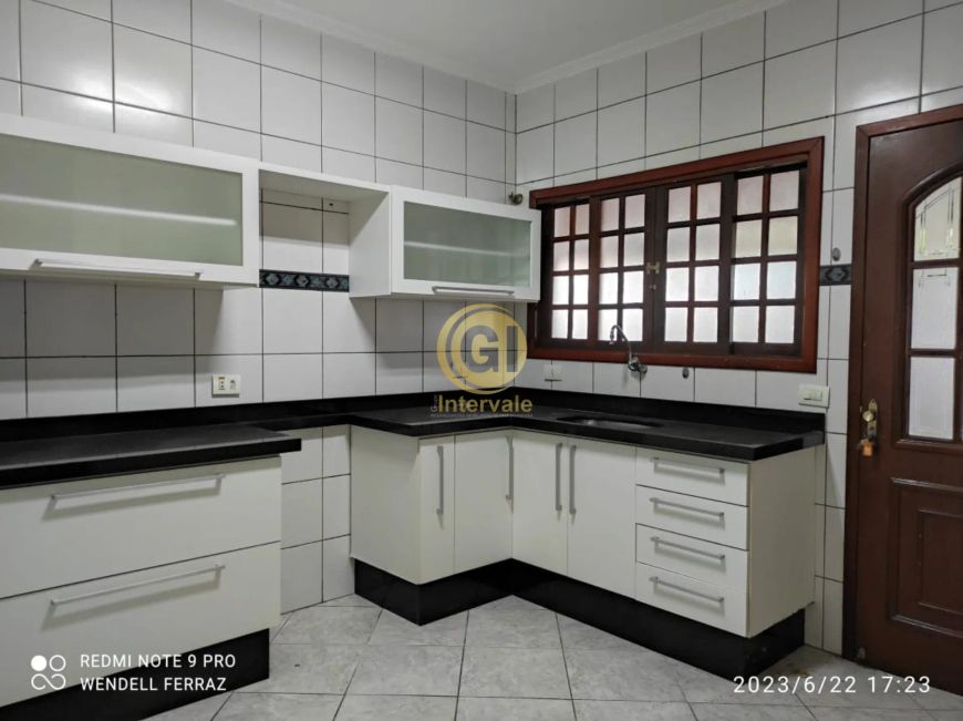 Casa para locação 3 quartos Jacarei