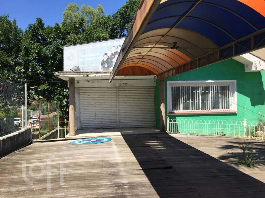 Casa à venda em Tristeza com 460 m², 3 quartos, 3 vagas