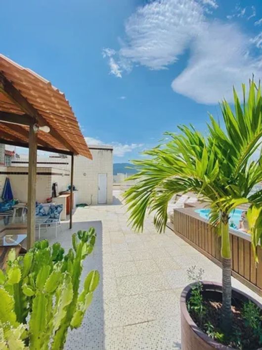 Linda Cobertura 300 m2, 04 quartos(04suítes), Prédio novo