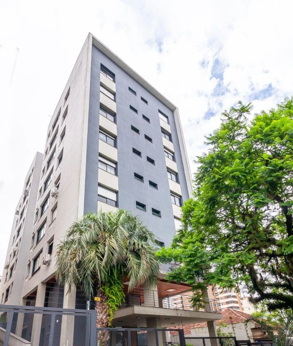 Apartamento à venda com 64m² no bairro Petrópolis - 2 dormitórios/quartos disponíveis.