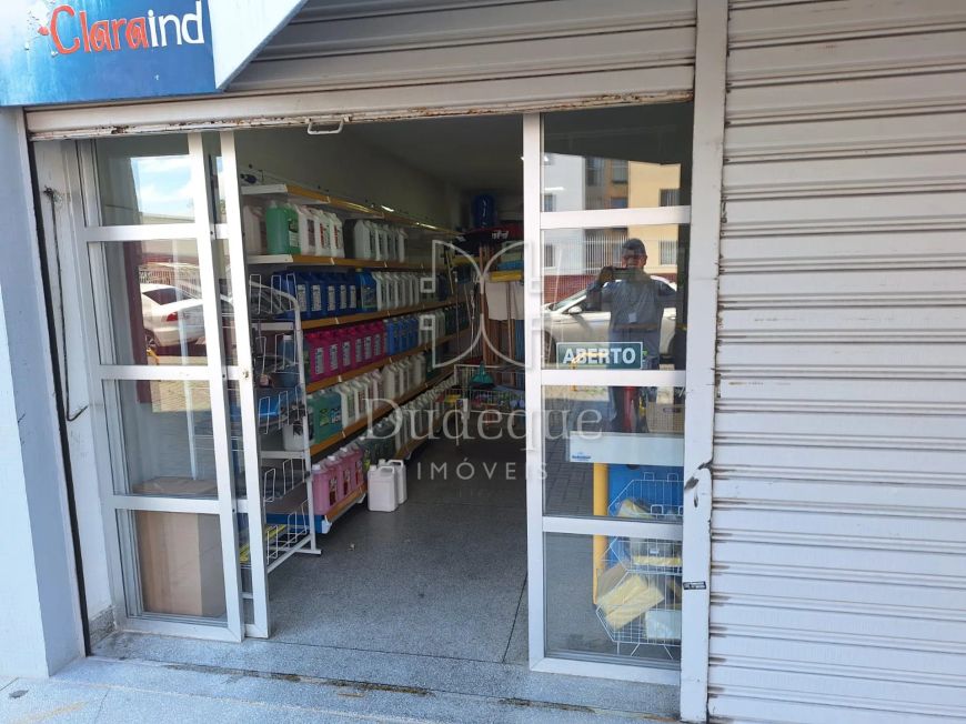 Loja Comercial 45m² - Portão - Oportunidade Única!