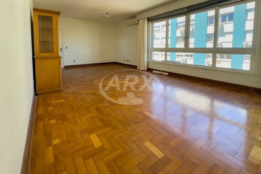 Apartamento de 100.24m² no bairro Farroupilha, com