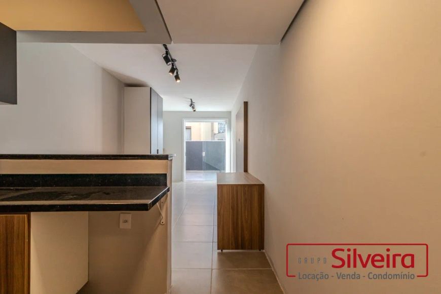 LOFT GARDEN SEMI MOBILIADO NO BAIRRO CENTRO HISTÓRICO