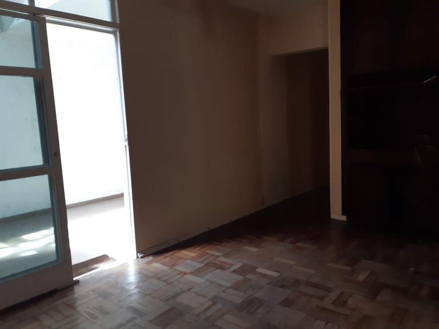 Casa de 400 metros quadrados no bairro Pedra Redonda com 3 quartos