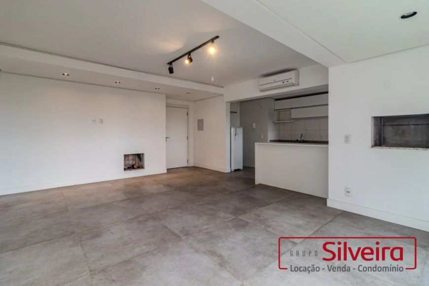 APARTAMENTO 2 DORMITÓRIOS SEMI MOBILIADO A VENDA