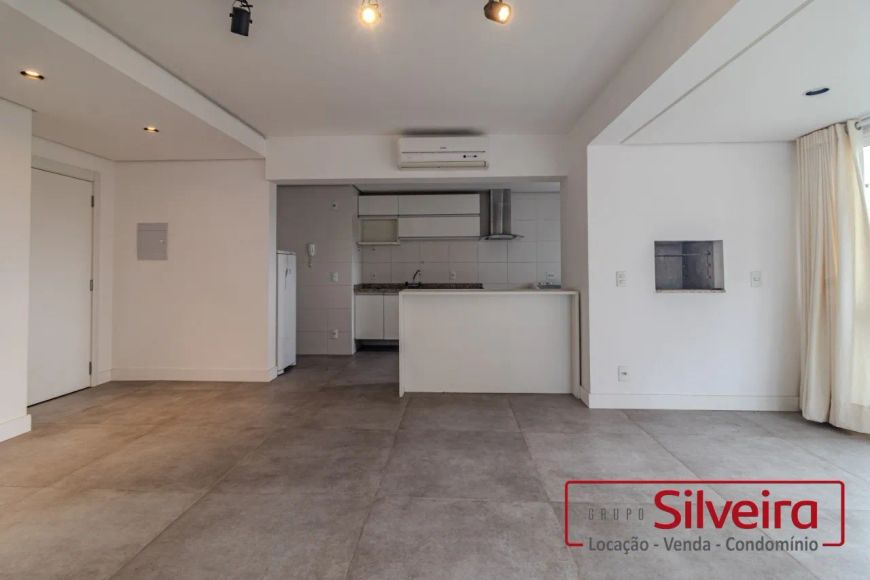 APARTAMENTO 2 DORMITÓRIOS SEMI MOBILIADO A VENDA